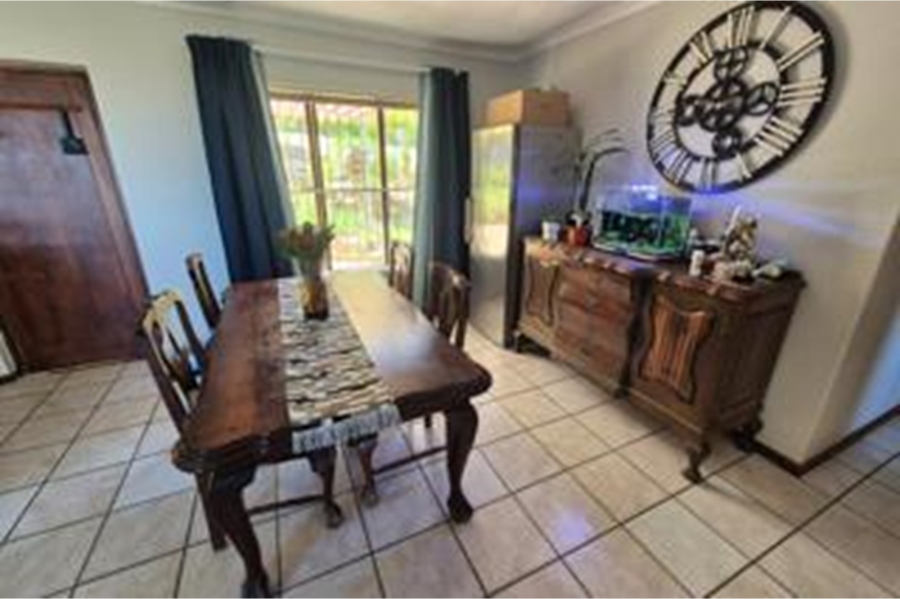 3 Bedroom Property for Sale in Dana Bay Western Cape